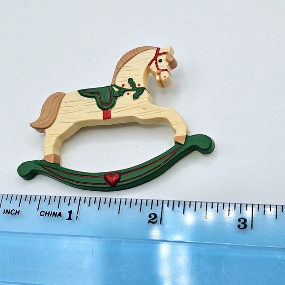 Hallmark Rocking Horse Brooch Vintage 1989 Christmas B5582 Hobby Horse Pin - Picture 9 of 10